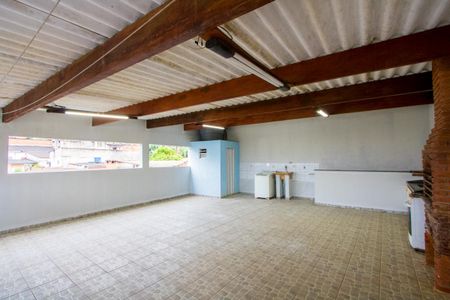 Casa à venda com 350m², 5 quartos e 2 vagas Casa à venda com 350m², 5 quartos e 2 vagasÁrea de serviço/Espaço gourmet