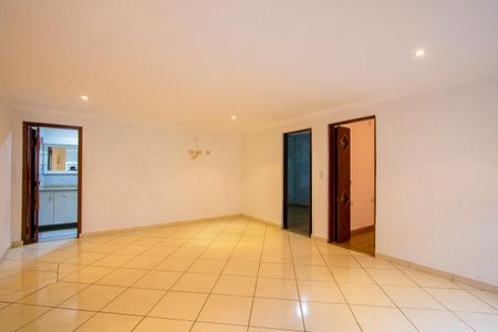 Casa à venda com 350m², 5 quartos e 2 vagas Casa à venda com 350m², 5 quartos e 2 vagasSala 2