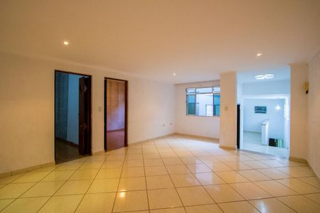Sala 2 de casa para alugar com 5 quartos, 350m² em Parque Marajoara, Santo André