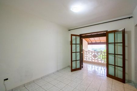 Casa à venda com 350m², 5 quartos e 2 vagas Casa à venda com 350m², 5 quartos e 2 vagasQuarto 1 - Suíte