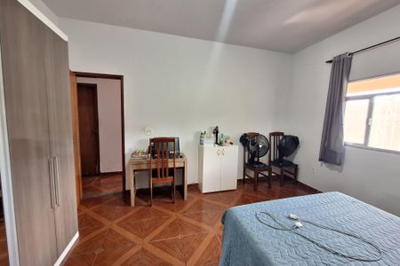 Casa para alugar com 120m², 3 quartos e 4 vagasQuarto