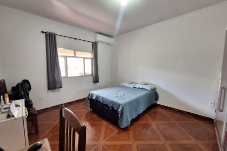 Casa para alugar com 120m², 3 quartos e 4 vagasQuarto