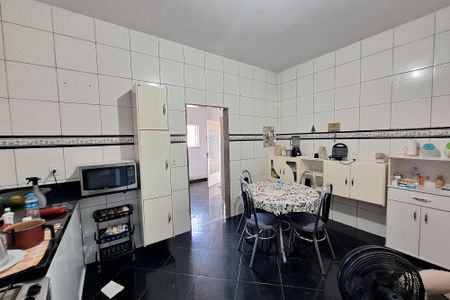 Casa para alugar com 120m², 3 quartos e 4 vagasCozinha