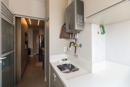 Apartamento à venda com 70m², 2 quartos e 1 vagaÁrea de Serviço 