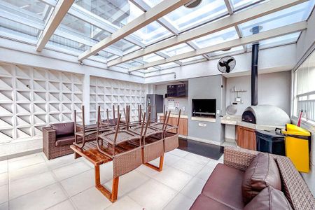 Apartamento à venda com 70m², 2 quartos e 1 vagaÁrea Comum - Churrasqueira 