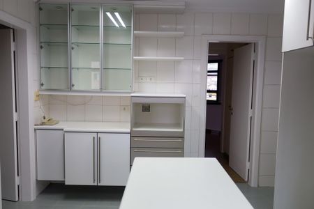 Apartamento para alugar com 166m², 3 quartos e 2 vagasCozinha