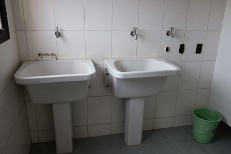 Apartamento para alugar com 166m², 3 quartos e 2 vagasLavanderia