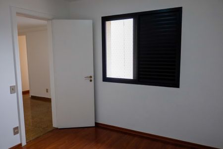 Apartamento para alugar com 166m², 3 quartos e 2 vagasQuarto 3
