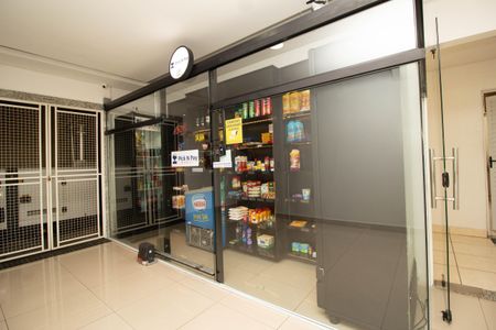 Apartamento à venda com 43m², 2 quartos e 1 vaga Apartamento à venda com 43m², 2 quartos e 1 vagaÁrea comum - Mercado