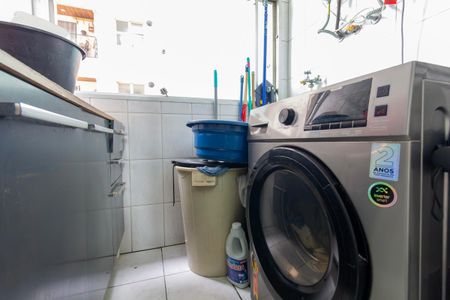 Apartamento à venda com 58m², 2 quartos e 1 vagaÁrea de Serviço