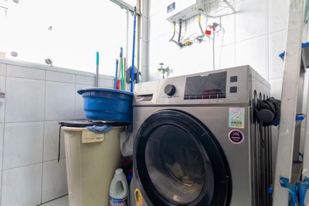 Apartamento à venda com 58m², 2 quartos e 1 vagaÁrea de Serviço