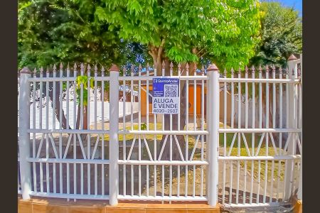 Casa à venda com 160m², 2 quartos e 2 vagasFachada/placa