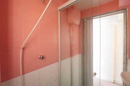 Banheiro  de casa para alugar com 1 quarto, 35m² em Alto da Lapa, São Paulo