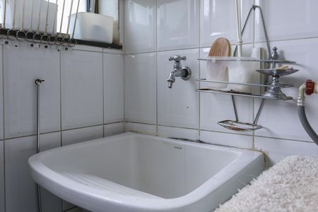 Apartamento à venda com 165m², 3 quartos e 3 vagas Apartamento à venda com 165m², 3 quartos e 3 vagasÁrea de Serviço