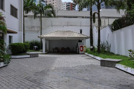 Apartamento à venda com 165m², 3 quartos e 3 vagas Apartamento à venda com 165m², 3 quartos e 3 vagasÁrea comum