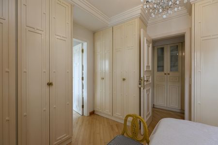 Apartamento à venda com 165m², 3 quartos e 3 vagas Apartamento à venda com 165m², 3 quartos e 3 vagasSuíte 1