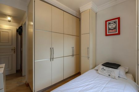 Apartamento à venda com 165m², 3 quartos e 3 vagas Apartamento à venda com 165m², 3 quartos e 3 vagasSuíte 2