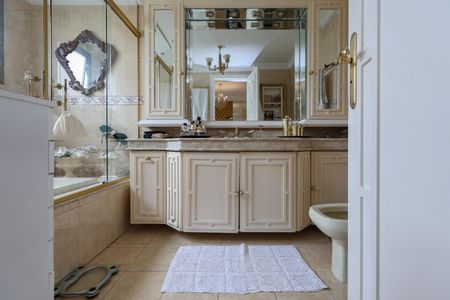 Apartamento à venda com 165m², 3 quartos e 3 vagas Apartamento à venda com 165m², 3 quartos e 3 vagasSuíte 1