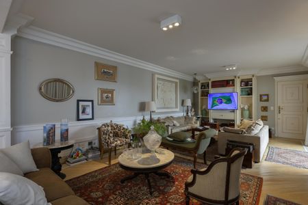 Apartamento à venda com 165m², 3 quartos e 3 vagas Apartamento à venda com 165m², 3 quartos e 3 vagasSala