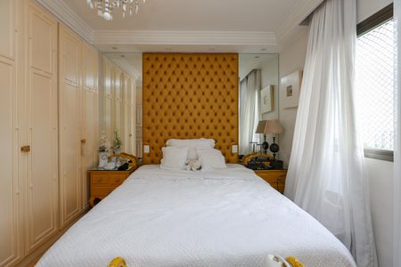 Apartamento à venda com 165m², 3 quartos e 3 vagas Apartamento à venda com 165m², 3 quartos e 3 vagasSuíte 1