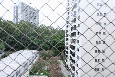 Apartamento à venda com 165m², 3 quartos e 3 vagas Apartamento à venda com 165m², 3 quartos e 3 vagasVista da Suíte 3