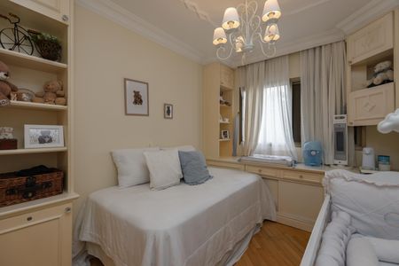 Apartamento à venda com 165m², 3 quartos e 3 vagas Apartamento à venda com 165m², 3 quartos e 3 vagasSuíte 3