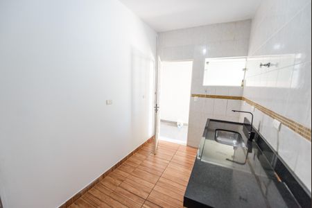 Casa de condomínio para alugar com 75m², 2 quartos e 2 vagasCozinha