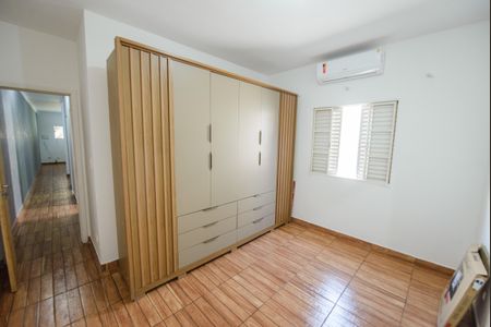 Casa de condomínio para alugar com 75m², 2 quartos e 2 vagasSuíte