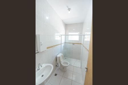 Casa de condomínio para alugar com 75m², 2 quartos e 2 vagasBanheiro Social