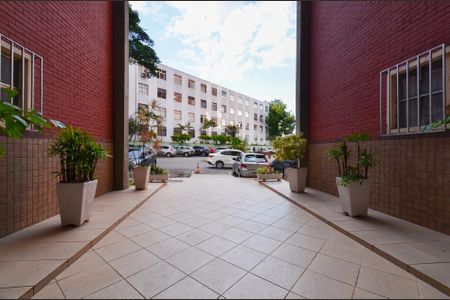 Apartamento à venda com 70m², 3 quartos e 1 vaga Apartamento à venda com 70m², 3 quartos e 1 vagaEntrada