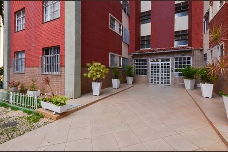 Apartamento à venda com 70m², 3 quartos e 1 vaga Apartamento à venda com 70m², 3 quartos e 1 vagaEntrada