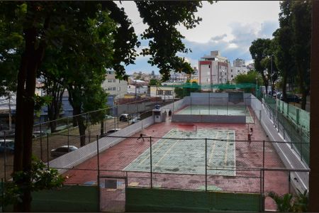 Apartamento à venda com 70m², 3 quartos e 1 vaga Apartamento à venda com 70m², 3 quartos e 1 vagaVista - Quadra Condomínio