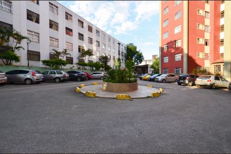 Apartamento à venda com 70m², 3 quartos e 1 vaga Apartamento à venda com 70m², 3 quartos e 1 vagaVista - Condomínio