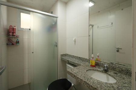 Apartamento para alugar com 81m², 3 quartos e 1 vaga Apartamento para alugar com 81m², 3 quartos e 1 vagaBanheiro