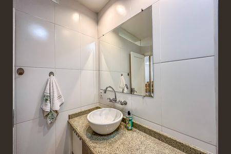 Apartamento à venda com 84m², 2 quartos e sem vaga