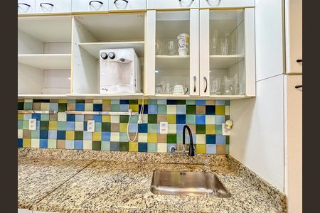 Apartamento à venda com 84m², 2 quartos e sem vaga