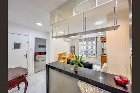 Apartamento à venda com 84m², 2 quartos e sem vaga