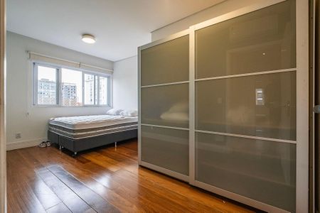 Apartamento para alugar com 152m², 3 quartos e 2 vagas Apartamento para alugar com 152m², 3 quartos e 2 vagasSuíte 2
