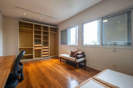 Apartamento para alugar com 152m², 3 quartos e 2 vagas Apartamento para alugar com 152m², 3 quartos e 2 vagasSuíte 1