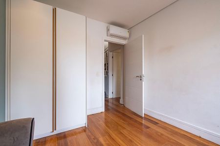 Apartamento para alugar com 152m², 3 quartos e 2 vagas Apartamento para alugar com 152m², 3 quartos e 2 vagasQuarto 3