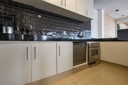 Apartamento para alugar com 152m², 3 quartos e 2 vagas Apartamento para alugar com 152m², 3 quartos e 2 vagasSala/Cozinha