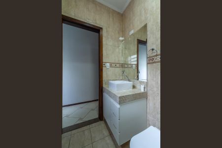 Casa à venda com 200m², 3 quartos e 2 vagasBanheiro Social