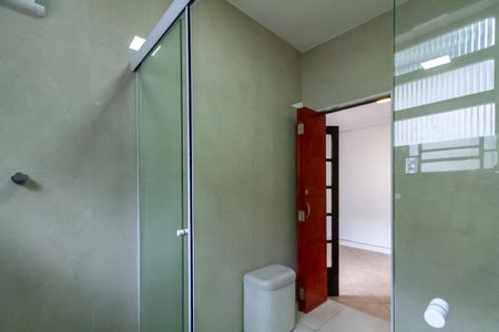 Casa à venda com 200m², 3 quartos e 2 vagasBanheiro da Suíte