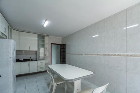 Casa à venda com 200m², 3 quartos e 2 vagasCozinha