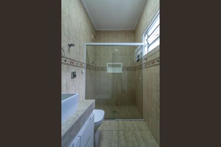 Casa à venda com 200m², 3 quartos e 2 vagasBanheiro Social