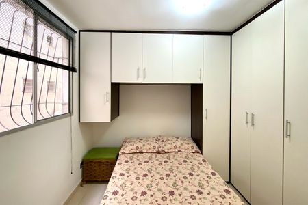 Apartamento à venda com 70m², 3 quartos e 2 vagas Apartamento à venda com 70m², 3 quartos e 2 vagasSuite