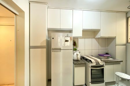 Apartamento à venda com 70m², 3 quartos e 2 vagas Apartamento à venda com 70m², 3 quartos e 2 vagasCozinha