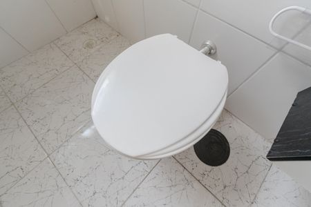 Banheiro de kitnet/studio para alugar com 1 quarto, 24m² em Bela Vista, São Paulo