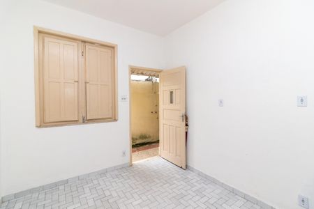 Sala de casa para alugar com 1 quarto, 40m² em Bento Ribeiro, Rio de Janeiro