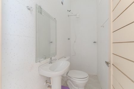 Apartamento para alugar com 160m², 4 quartos e sem vaga Apartamento para alugar com 160m², 4 quartos e sem vagaBanheiro de serviço